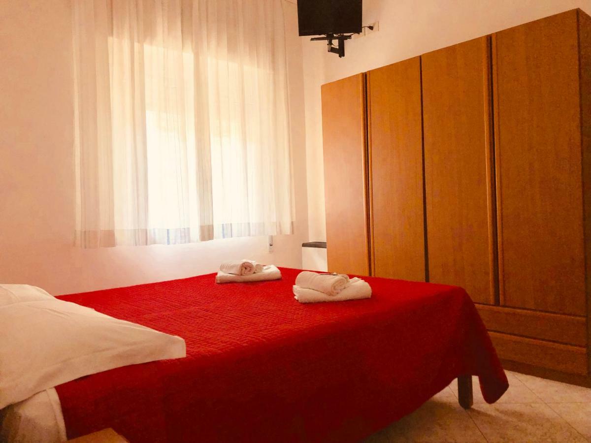 רימיני Hotel Villa Lieta מראה חיצוני תמונה