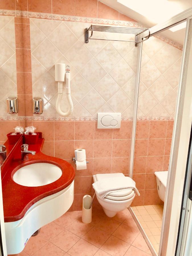 רימיני Hotel Villa Lieta מראה חיצוני תמונה